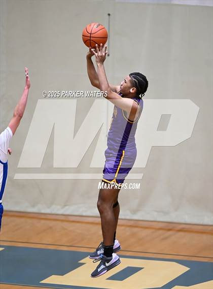 Thumbnail 2 in Edna Karr @ Metairie Park Country Day photogallery.