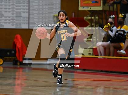 Thumbnail 3 in Bishop O'Dowd @ Cardinal Newman (CIF NCS Open Division Playoffs) photogallery.