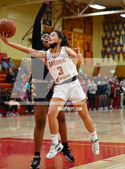 Thumbnail 3 in Bishop O'Dowd @ Cardinal Newman (CIF NCS Open Division Playoffs) photogallery.