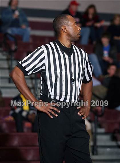 Thumbnail 1 in Sherman vs Forney (Sherman Holiday Tournament) photogallery.
