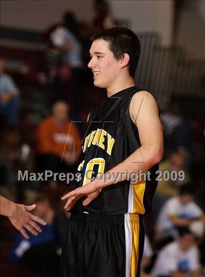 Thumbnail 1 in Sherman vs Forney (Sherman Holiday Tournament) photogallery.
