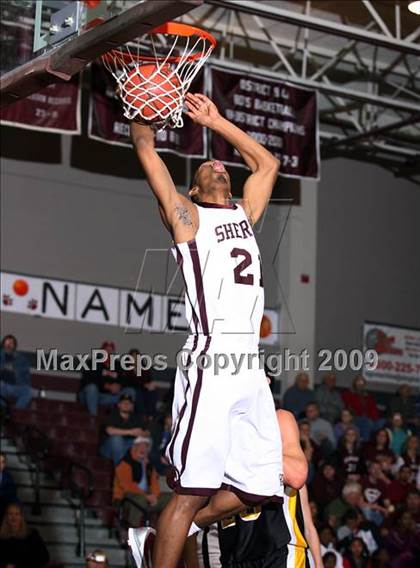 Thumbnail 2 in Sherman vs Forney (Sherman Holiday Tournament) photogallery.