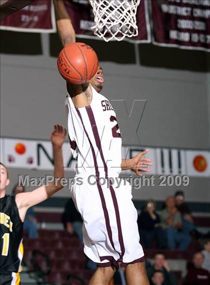Thumbnail 1 in Sherman vs Forney (Sherman Holiday Tournament) photogallery.