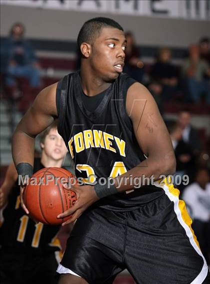 Thumbnail 3 in Sherman vs Forney (Sherman Holiday Tournament) photogallery.