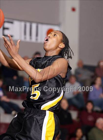 Thumbnail 1 in Sherman vs Forney (Sherman Holiday Tournament) photogallery.