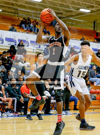 Thumbnail 1 in Churchland vs Pasquotank County (Robert L. Vaughan Border Clash Basketball Invitational) photogallery.