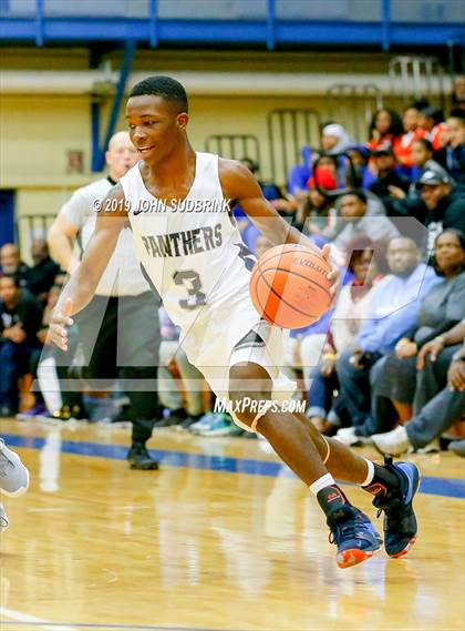 Thumbnail 1 in Churchland vs Pasquotank County (Robert L. Vaughan Border Clash Basketball Invitational) photogallery.