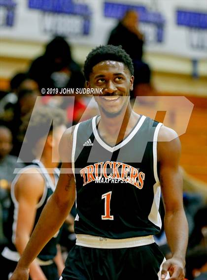 Thumbnail 3 in Churchland vs Pasquotank County (Robert L. Vaughan Border Clash Basketball Invitational) photogallery.