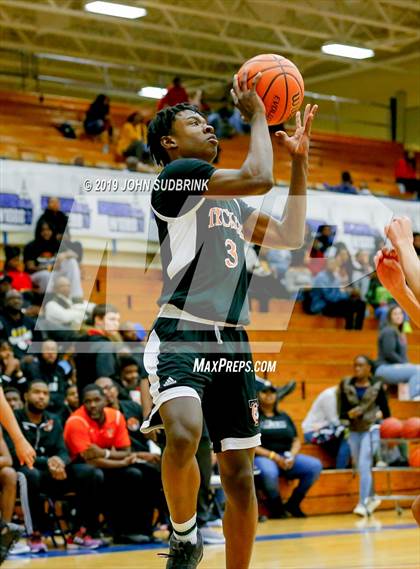 Thumbnail 3 in Churchland vs Pasquotank County (Robert L. Vaughan Border Clash Basketball Invitational) photogallery.