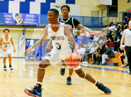 Thumbnail 2 in Churchland vs Pasquotank County (Robert L. Vaughan Border Clash Basketball Invitational) photogallery.