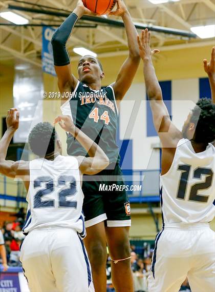 Thumbnail 2 in Churchland vs Pasquotank County (Robert L. Vaughan Border Clash Basketball Invitational) photogallery.