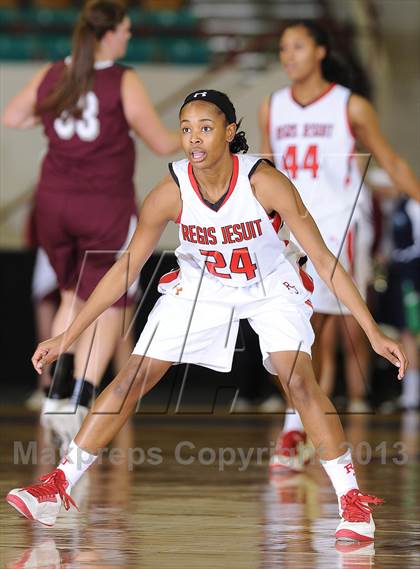 Thumbnail 3 in Regis Jesuit vs. Horizon (CHSAA 5A Girls Great 8) photogallery.