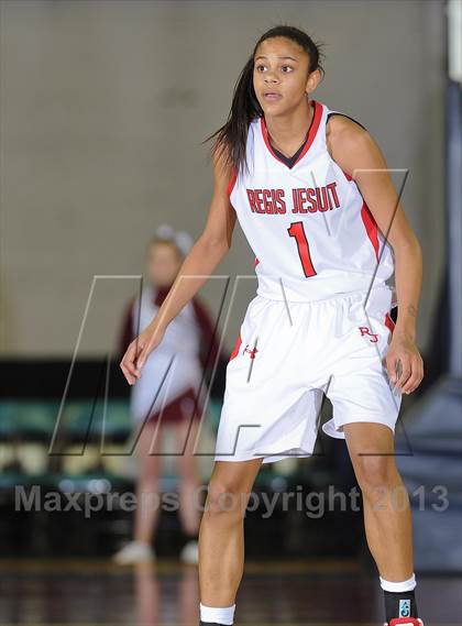 Thumbnail 1 in Regis Jesuit vs. Horizon (CHSAA 5A Girls Great 8) photogallery.