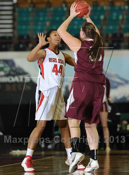 Thumbnail 2 in Regis Jesuit vs. Horizon (CHSAA 5A Girls Great 8) photogallery.