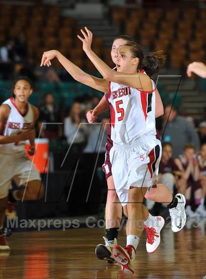 Thumbnail 2 in Regis Jesuit vs. Horizon (CHSAA 5A Girls Great 8) photogallery.