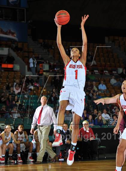Thumbnail 1 in Regis Jesuit vs. Horizon (CHSAA 5A Girls Great 8) photogallery.