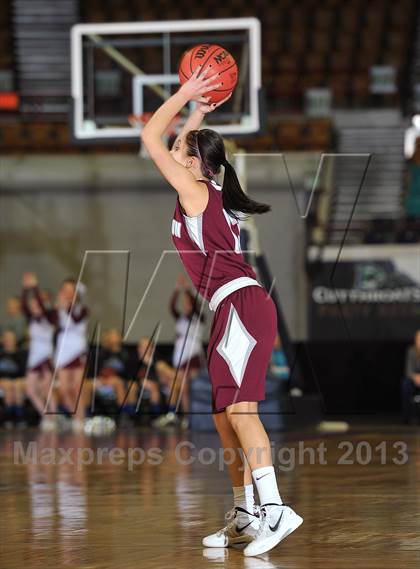 Thumbnail 1 in Regis Jesuit vs. Horizon (CHSAA 5A Girls Great 8) photogallery.