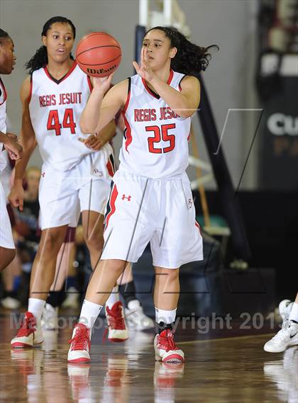 Thumbnail 2 in Regis Jesuit vs. Horizon (CHSAA 5A Girls Great 8) photogallery.