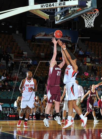 Thumbnail 3 in Regis Jesuit vs. Horizon (CHSAA 5A Girls Great 8) photogallery.