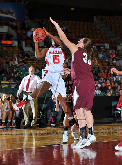 Thumbnail 2 in Regis Jesuit vs. Horizon (CHSAA 5A Girls Great 8) photogallery.