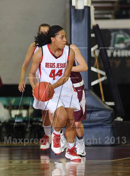 Thumbnail 1 in Regis Jesuit vs. Horizon (CHSAA 5A Girls Great 8) photogallery.
