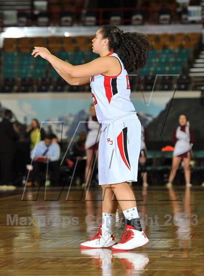 Thumbnail 3 in Regis Jesuit vs. Horizon (CHSAA 5A Girls Great 8) photogallery.