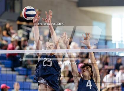 Thumbnail 1 in Littleton Public Schools vs. Eaglecrest (CHSAA 5A Final) photogallery.