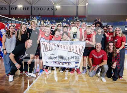 Thumbnail 2 in Littleton Public Schools vs. Eaglecrest (CHSAA 5A Final) photogallery.