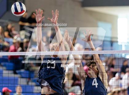 Thumbnail 3 in Littleton Public Schools vs. Eaglecrest (CHSAA 5A Final) photogallery.