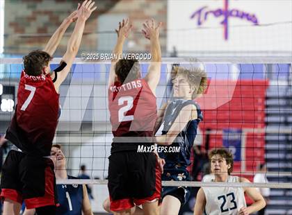 Thumbnail 3 in Littleton Public Schools vs. Eaglecrest (CHSAA 5A Final) photogallery.