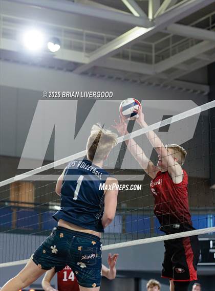 Thumbnail 2 in Littleton Public Schools vs. Eaglecrest (CHSAA 5A Final) photogallery.