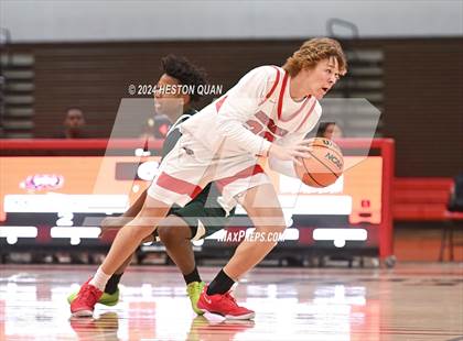 Thumbnail 3 in Murrieta Valley vs. Eisenhower (Artesia Hoopsgiving Tournament) photogallery.