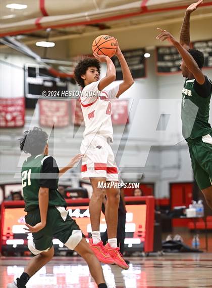 Thumbnail 1 in Murrieta Valley vs. Eisenhower (Artesia Hoopsgiving Tournament) photogallery.