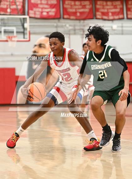 Thumbnail 1 in Murrieta Valley vs. Eisenhower (Artesia Hoopsgiving Tournament) photogallery.
