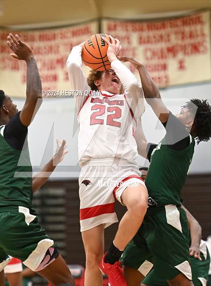 Thumbnail 1 in Murrieta Valley vs. Eisenhower (Artesia Hoopsgiving Tournament) photogallery.