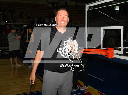 Thumbnail 2 in Gilbert vs. Hamilton (AIA 6A Final - Awards) photogallery.