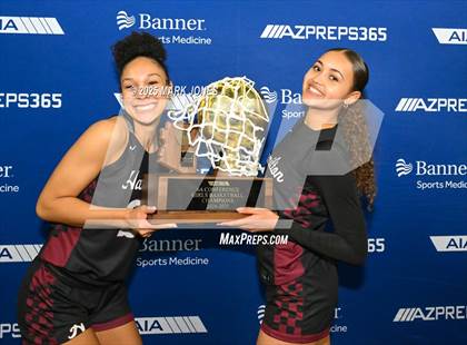 Thumbnail 2 in Gilbert vs. Hamilton (AIA 6A Final - Awards) photogallery.