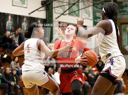 Thumbnail 1 in Antelope vs. Benson Tech (MLK Showcase) photogallery.
