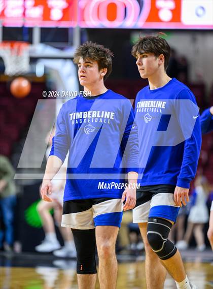 Thumbnail 2 in Owyhee vs. Timberline (IHSAA 5A District III Final) photogallery.