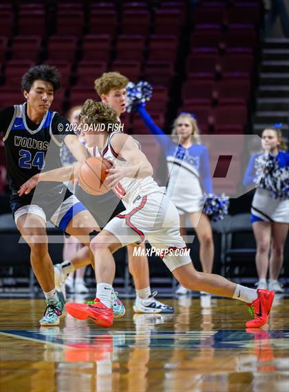 Thumbnail 3 in Owyhee vs. Timberline (IHSAA 5A District III Final) photogallery.
