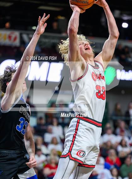 Thumbnail 3 in Owyhee vs. Timberline (IHSAA 5A District III Final) photogallery.