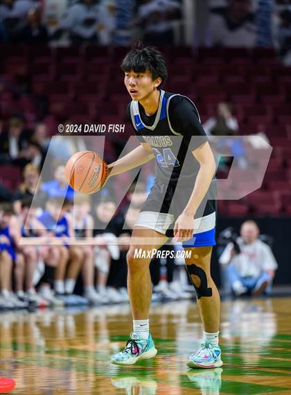 Thumbnail 2 in Owyhee vs. Timberline (IHSAA 5A District III Final) photogallery.
