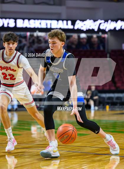 Thumbnail 1 in Owyhee vs. Timberline (IHSAA 5A District III Final) photogallery.
