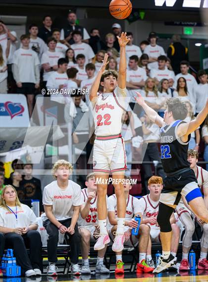 Thumbnail 1 in Owyhee vs. Timberline (IHSAA 5A District III Final) photogallery.