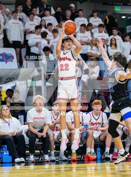 Thumbnail 2 in Owyhee vs. Timberline (IHSAA 5A District III Final) photogallery.