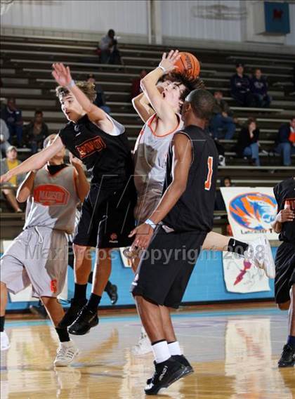 Thumbnail 1 in San Antonio Madison vs Putnam City (Texas-Oklahoma Shootout) photogallery.