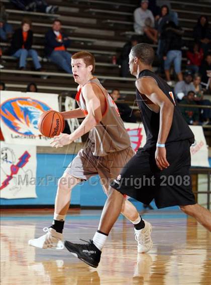 Thumbnail 1 in San Antonio Madison vs Putnam City (Texas-Oklahoma Shootout) photogallery.