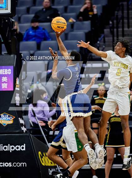 Thumbnail 2 in Central Catholic vs. Vanden (CIF SJS D3 Final) photogallery.