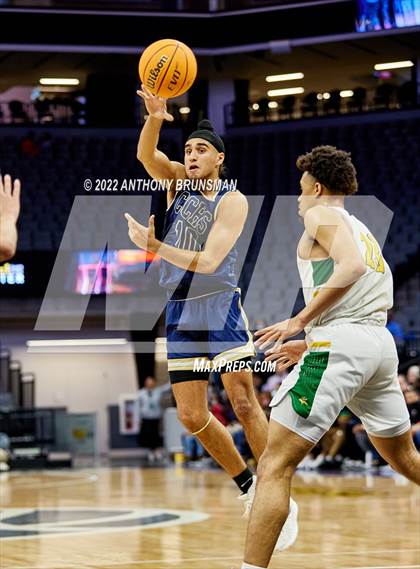 Thumbnail 3 in Central Catholic vs. Vanden (CIF SJS D3 Final) photogallery.