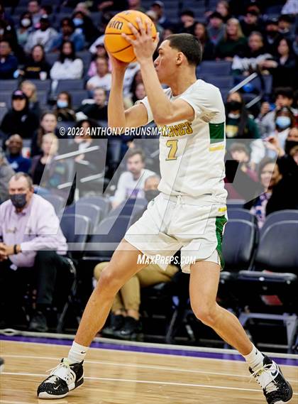 Thumbnail 3 in Central Catholic vs. Vanden (CIF SJS D3 Final) photogallery.